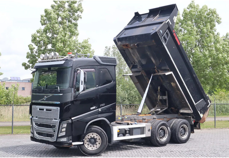 Volvo FH 16.750 | 6X4 | RETARDER | BIG AXLES | EURO 6 - Camión volquete: foto 1 Volvo FH 16.750 | 6X4 | RETARDER | BIG AXLES | EURO 6 - Camión volquete: foto 1
