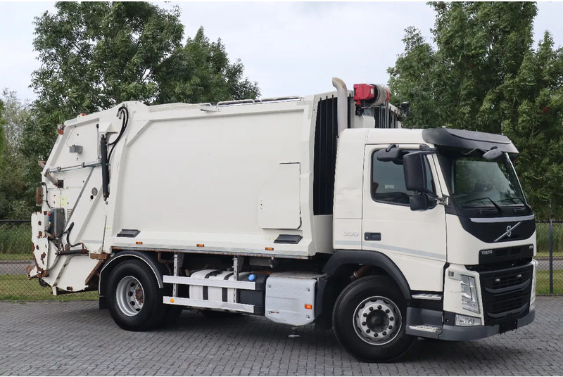 Volvo FM 330 | 6X2 | NORBA RL300 | WINCH | GARBAGE | EURO 6 - Camión de basura: foto 3 Volvo FM 330 | 6X2 | NORBA RL300 | WINCH | GARBAGE | EURO 6 - Camión de basura: foto 3