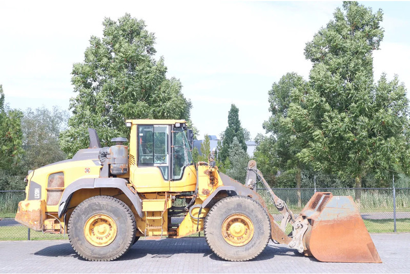 Volvo L120H | CDC | BBS | WEIGHT SYSTEM | QUICK COUPLER | BUCKET - Cargadora de ruedas: foto 4 Volvo L120H | CDC | BBS | WEIGHT SYSTEM | QUICK COUPLER | BUCKET - Cargadora de ruedas: foto 4