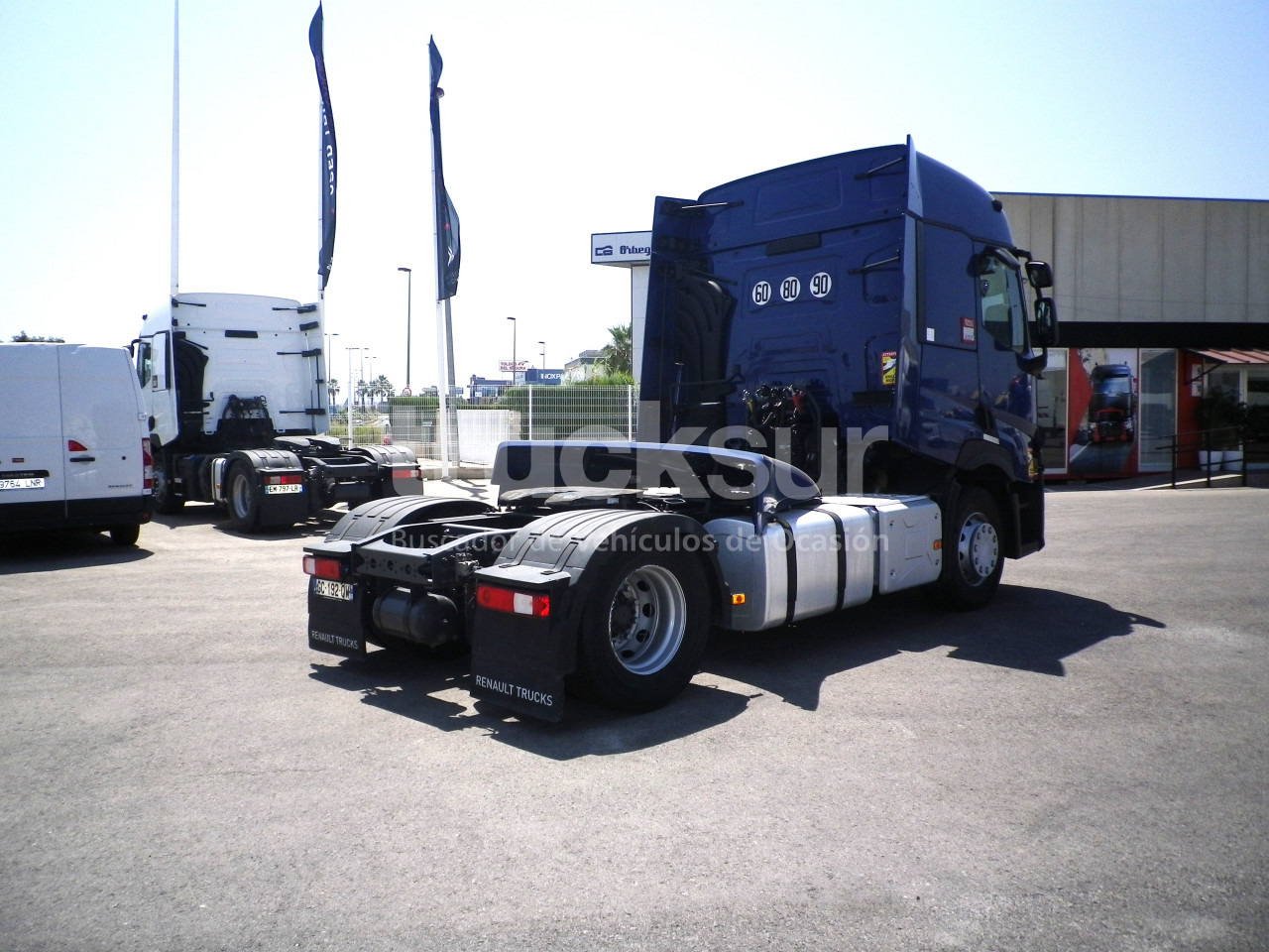 RENAULT T440 SLEEPER CAB - Cabeza tractora: foto 5 RENAULT T440 SLEEPER CAB - Cabeza tractora: foto 5