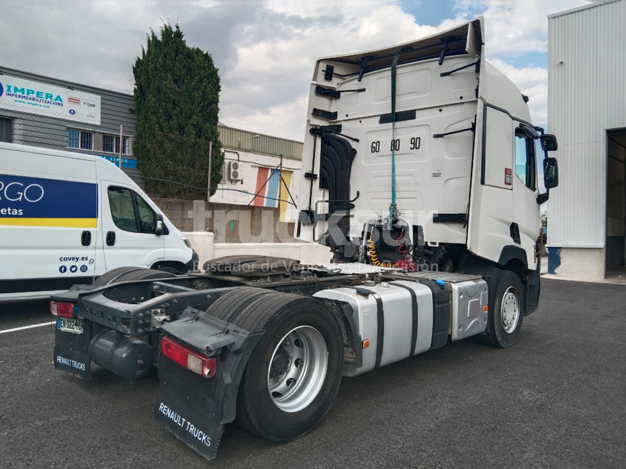 RENAULT T480 SLEEPER CAB - Cabeza tractora: foto 4 RENAULT T480 SLEEPER CAB - Cabeza tractora: foto 4