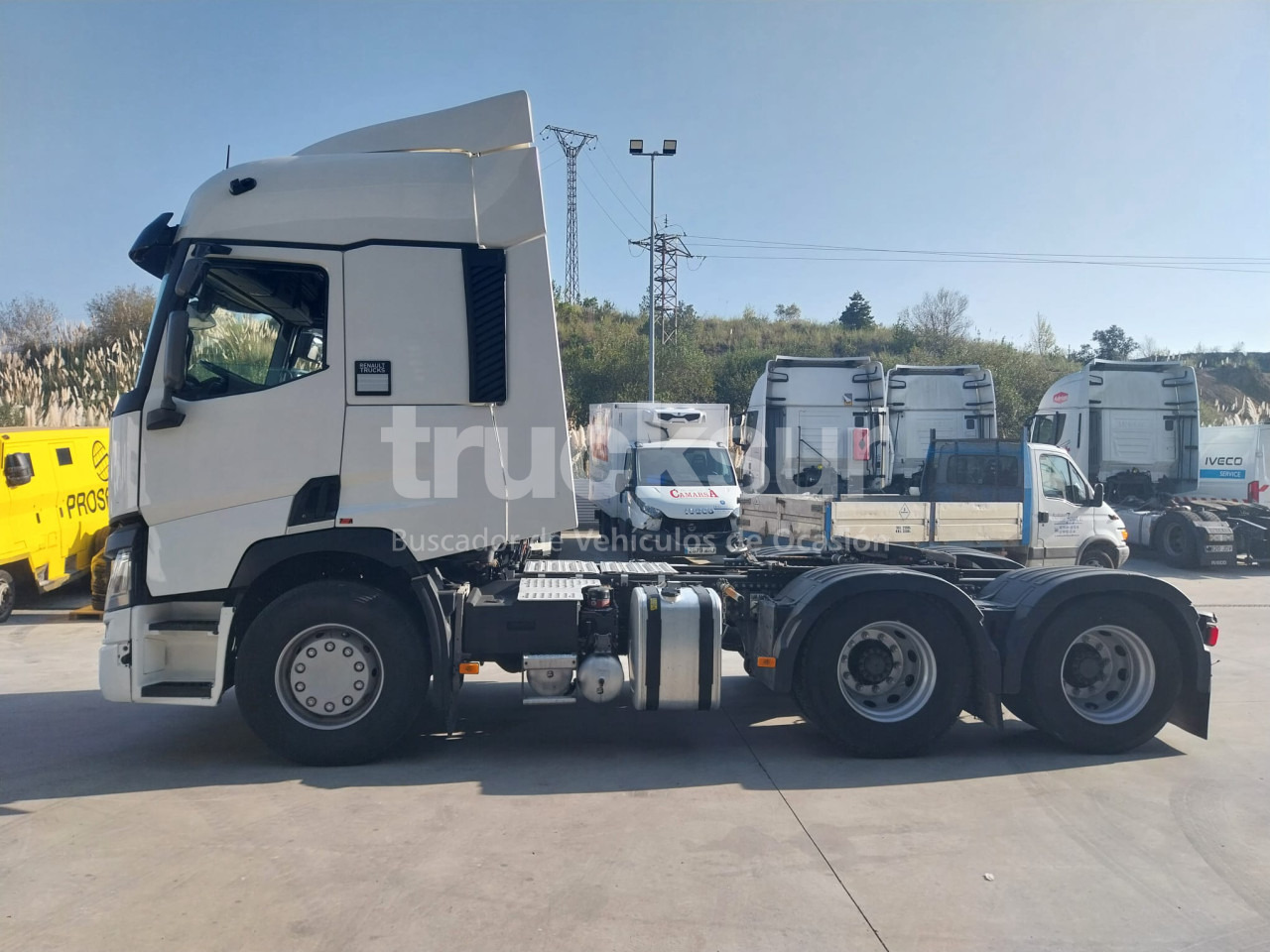 RENAULT T520 6X2*4 SLEEPER CAB - Cabeza tractora: foto 3 RENAULT T520 6X2*4 SLEEPER CAB - Cabeza tractora: foto 3