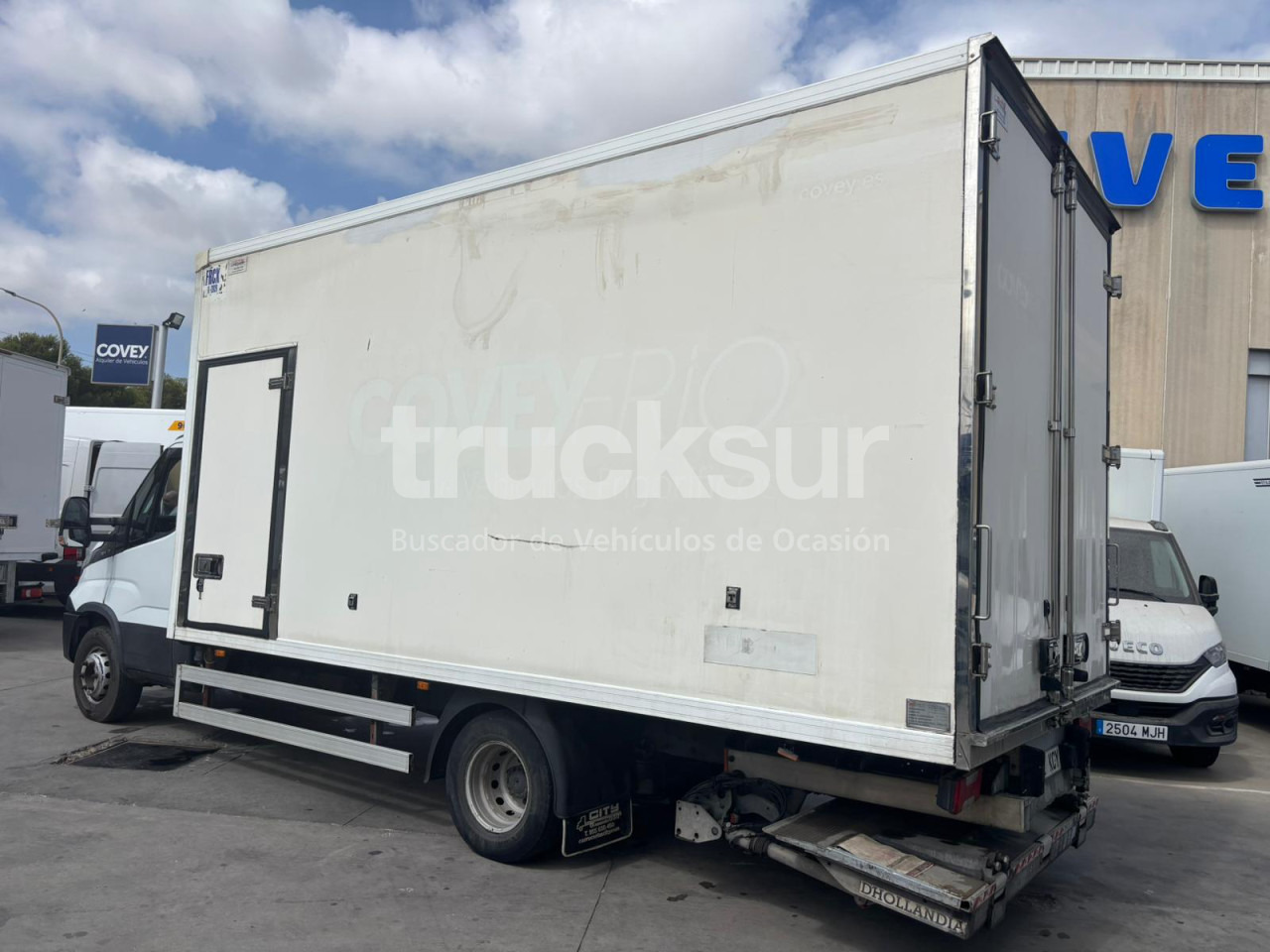 IVECO DAILY 70C18 - Camión caja cerrada: foto 3 IVECO DAILY 70C18 - Camión caja cerrada: foto 3