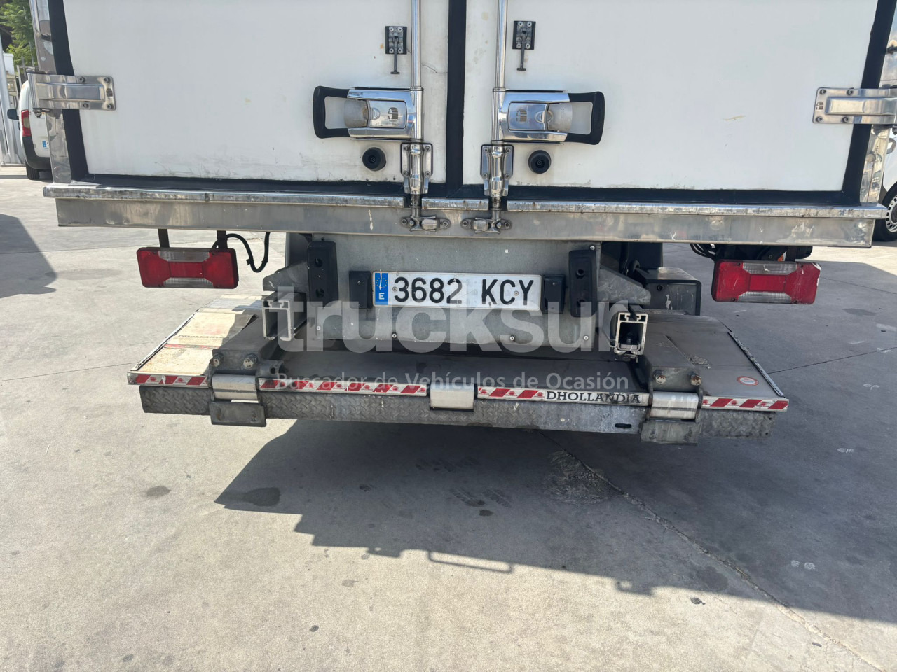 Camión caja cerrada IVECO DAILY 70C18: foto 15 Camión caja cerrada IVECO DAILY 70C18: foto 15