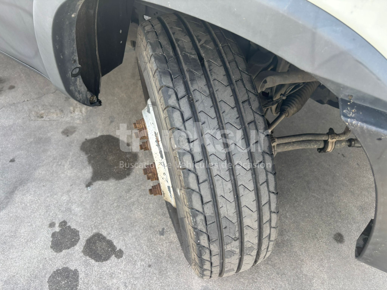 Camión caja cerrada IVECO DAILY 70C18: foto 16 Camión caja cerrada IVECO DAILY 70C18: foto 16