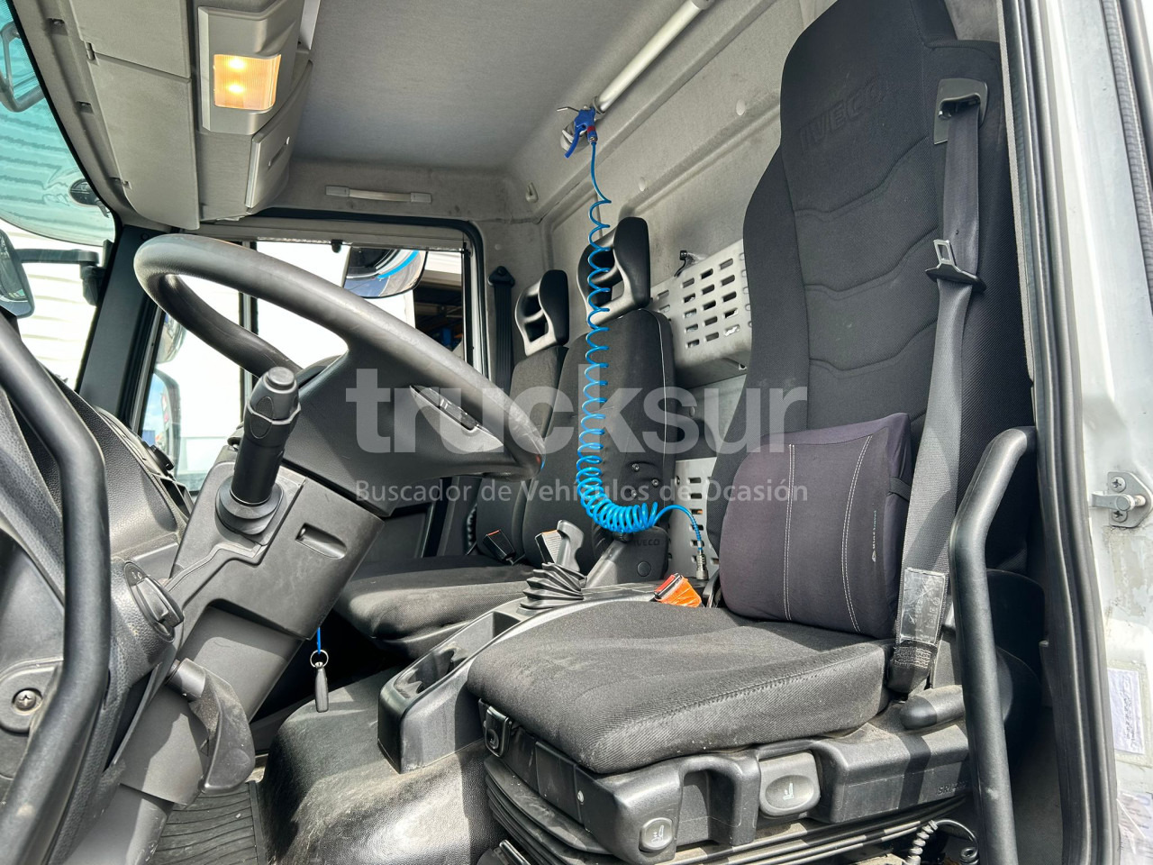 Camión lona IVECO EUROCARGO ML160-250: foto 8
