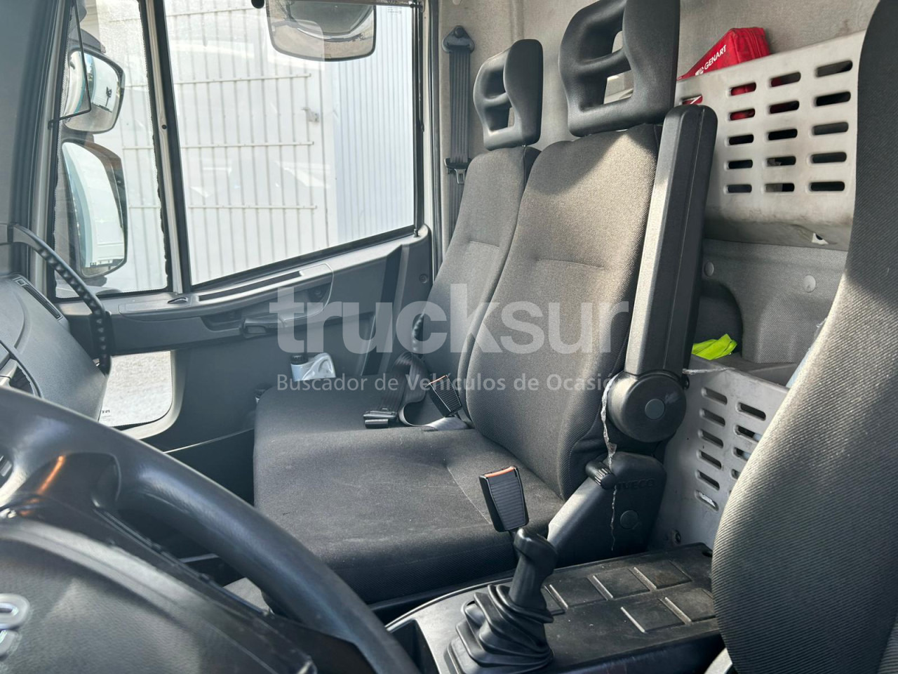 IVECO EUROCARGO ML160-250 - Camión lona: foto 5 IVECO EUROCARGO ML160-250 - Camión lona: foto 5