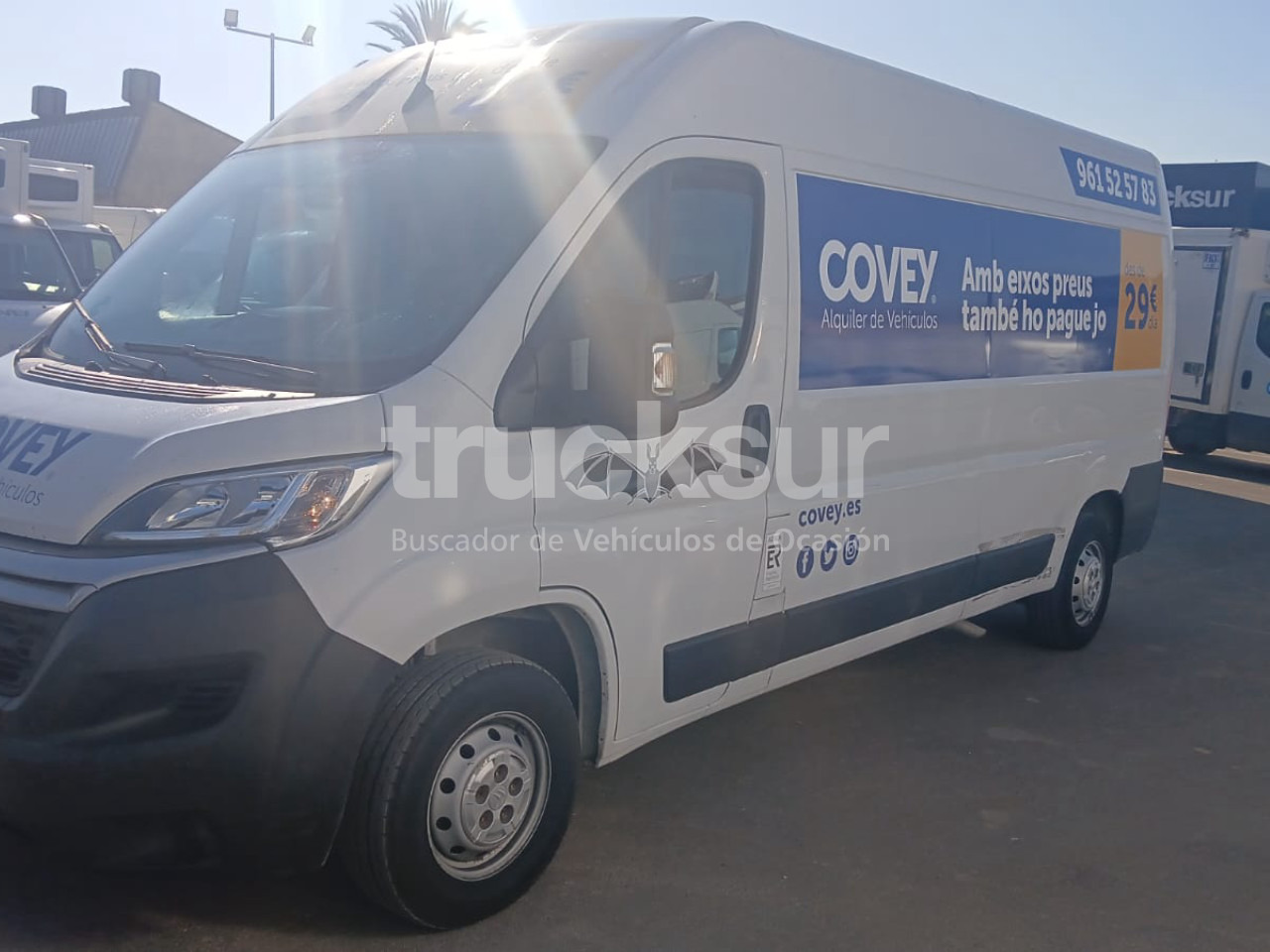 IVECO JUMPER 120.35 - Furgoneta caja cerrada: foto 2 IVECO JUMPER 120.35 - Furgoneta caja cerrada: foto 2