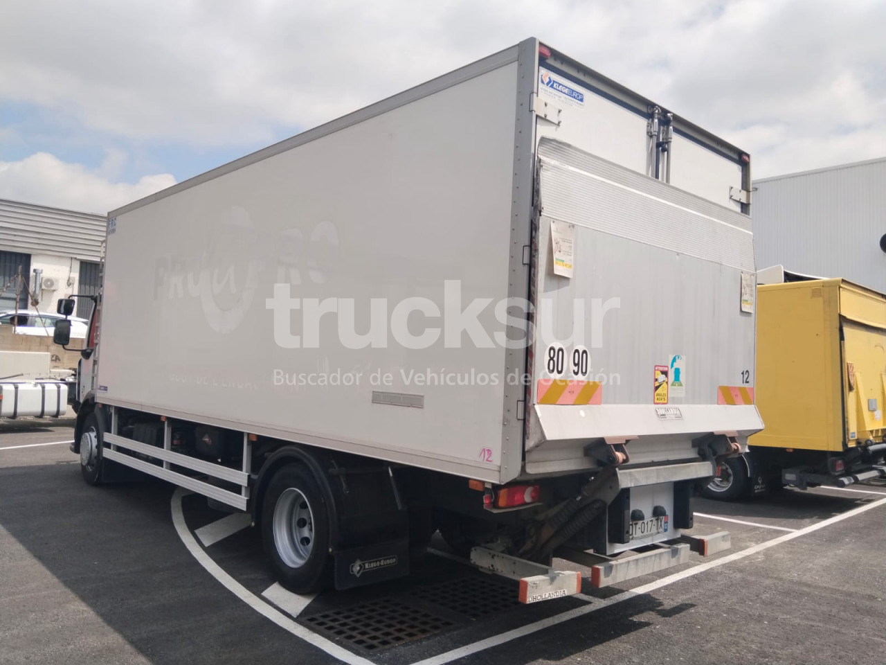 RENAULT D280 - Camión frigorífico: foto 3 RENAULT D280 - Camión frigorífico: foto 3
