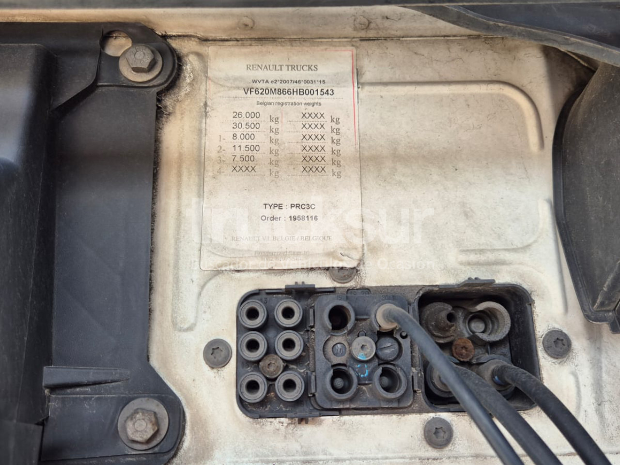 Camión lona RENAULT D320.26: foto 36