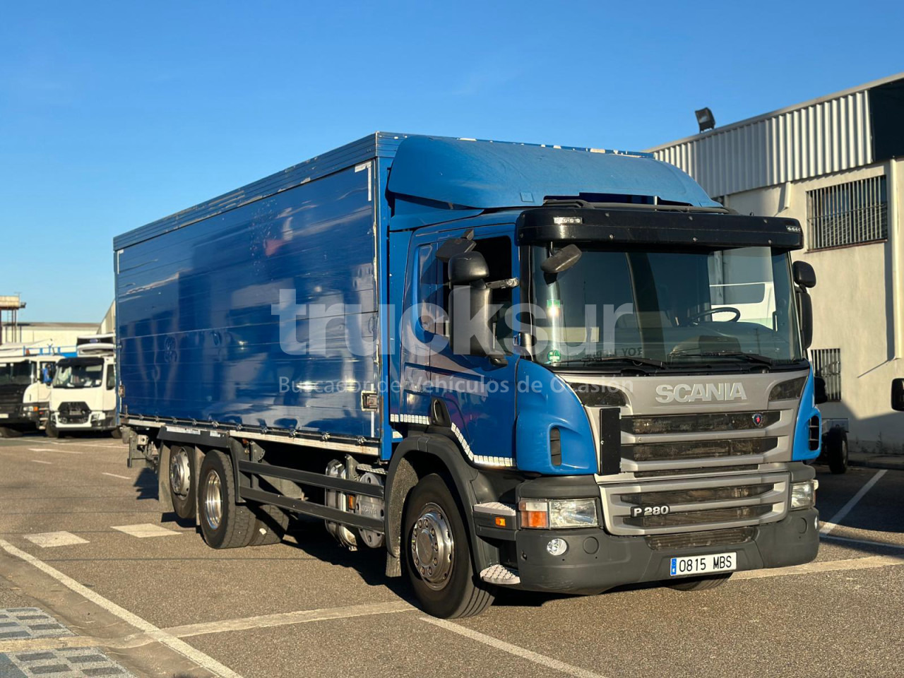 SCANIA P 280 ejes 6x2*4 - Camión caja cerrada: foto 2 SCANIA P 280 ejes 6x2*4 - Camión caja cerrada: foto 2