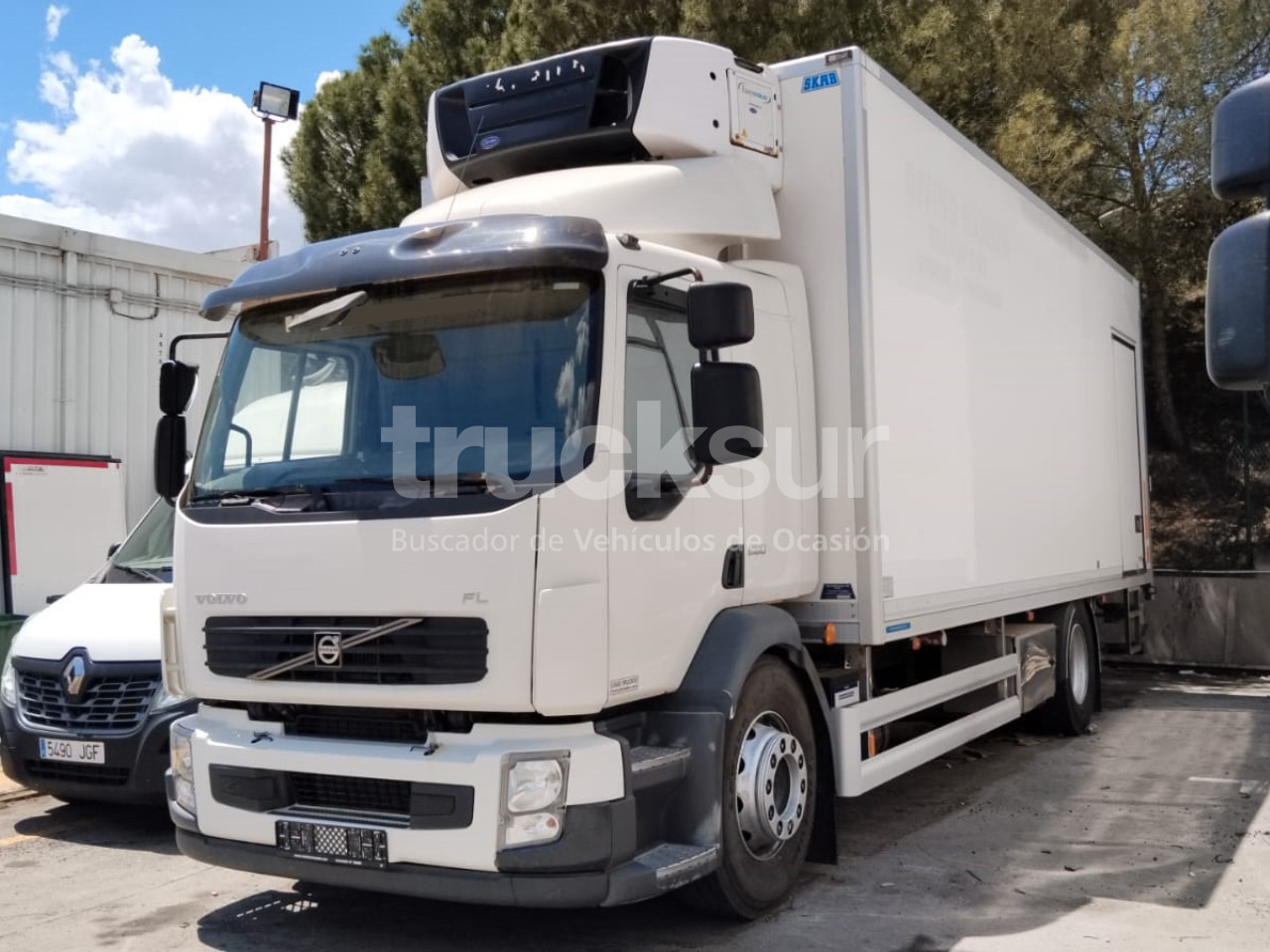 VOLVO FL290 - Camión frigorífico: foto 1 VOLVO FL290 - Camión frigorífico: foto 1
