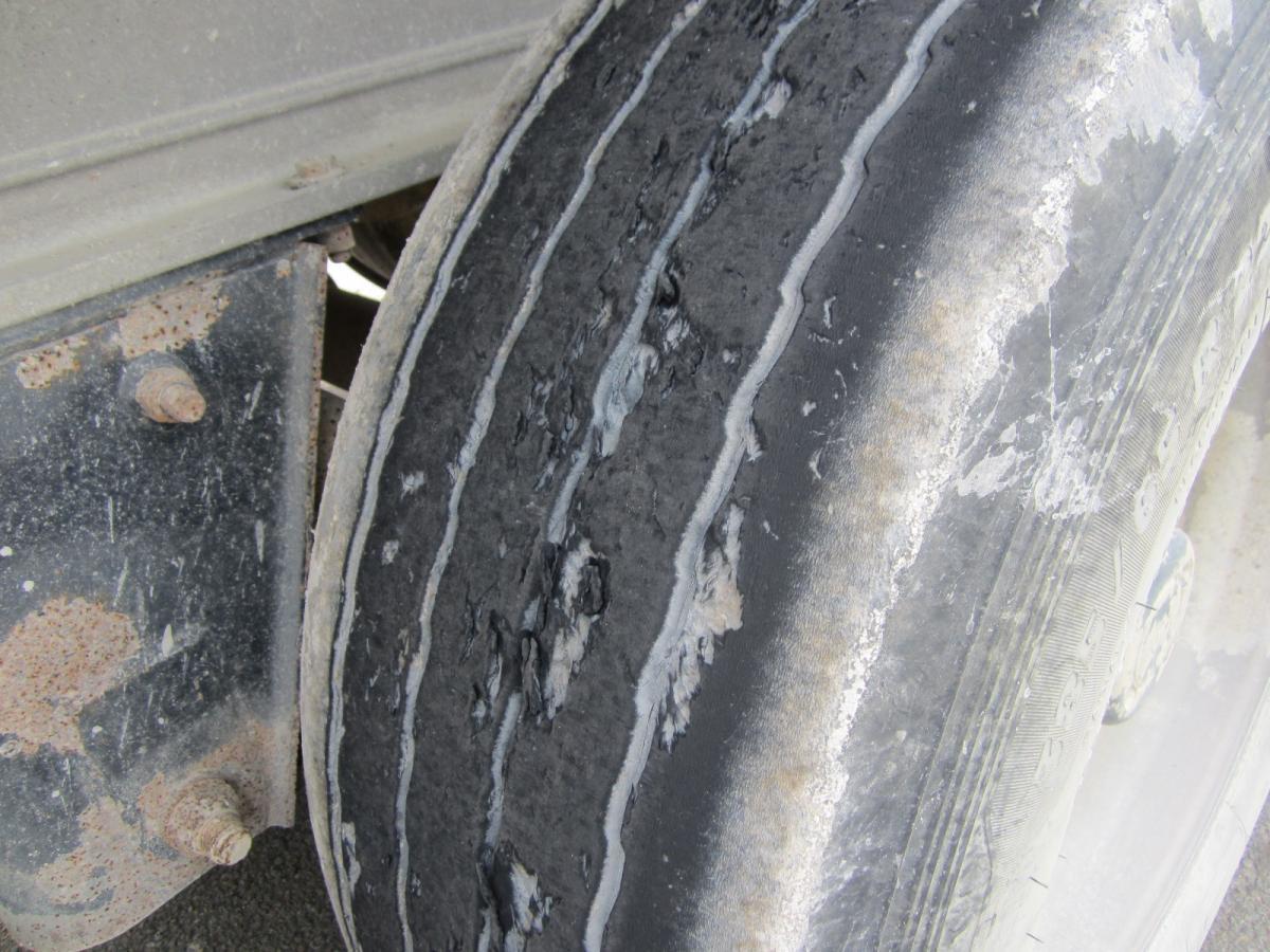 Benalu - Semirremolque volquete: foto 4 Benalu - Semirremolque volquete: foto 4