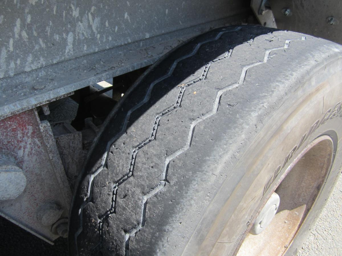 Benalu - Semirremolque volquete: foto 4 Benalu - Semirremolque volquete: foto 4