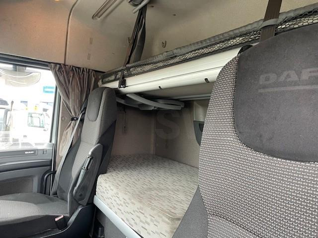 Cabeza tractora DAF XF 460: foto 5