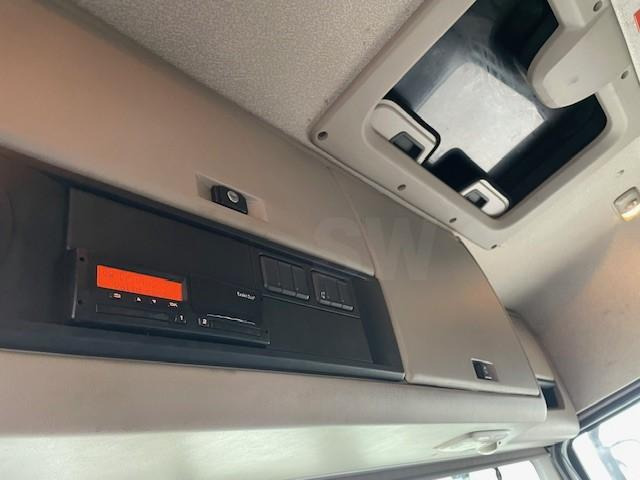 Cabeza tractora DAF XF 460: foto 7