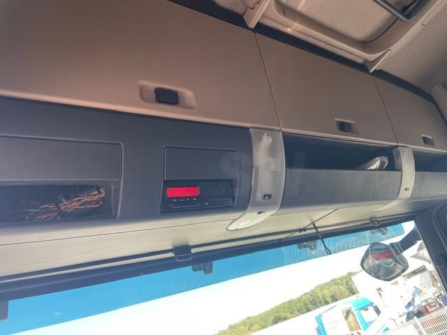 MAN TGX 18.500 - Cabeza tractora: foto 4 MAN TGX 18.500 - Cabeza tractora: foto 4