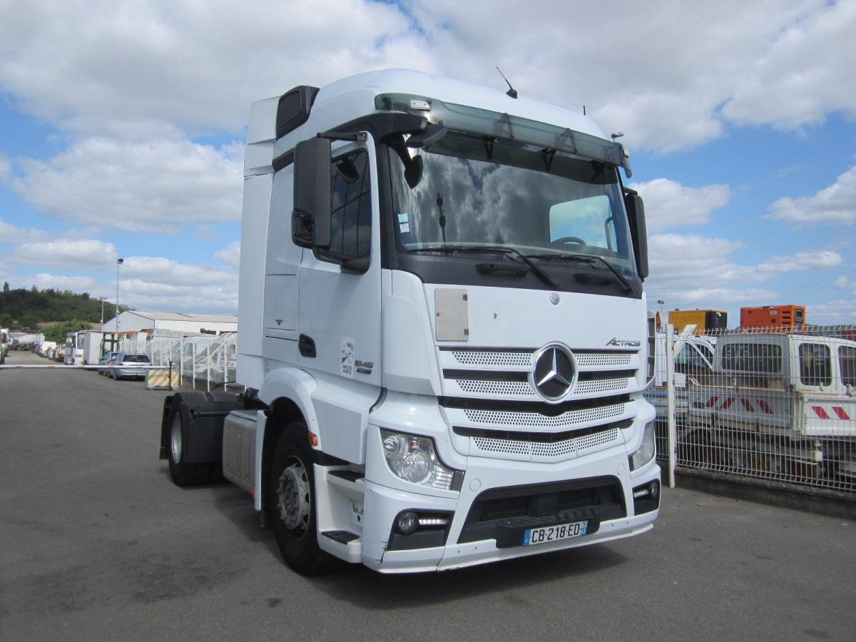 Mercedes Actros 1845 - Cabeza tractora: foto 1 Mercedes Actros 1845 - Cabeza tractora: foto 1