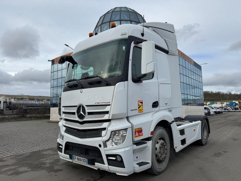 Mercedes Actros 1845 - Cabeza tractora: foto 1 Mercedes Actros 1845 - Cabeza tractora: foto 1
