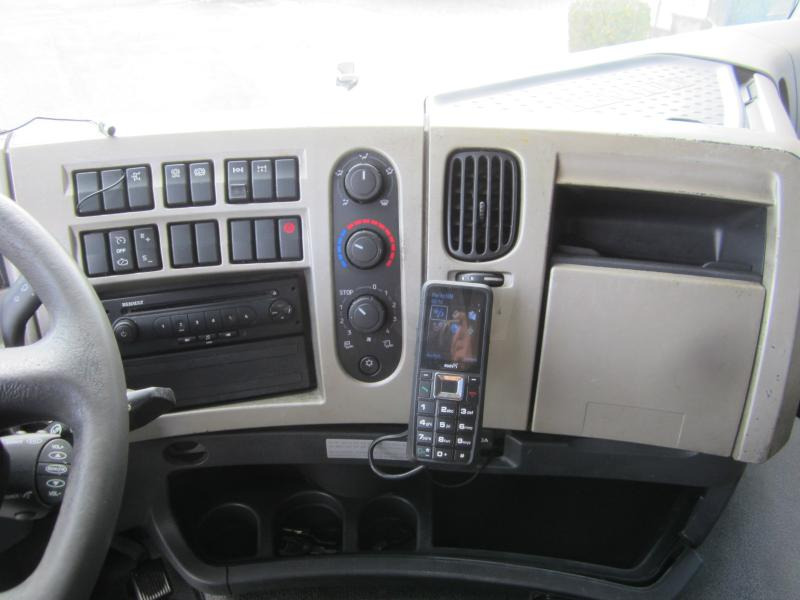 Cabeza tractora Renault Premium 460 DXI: foto 14