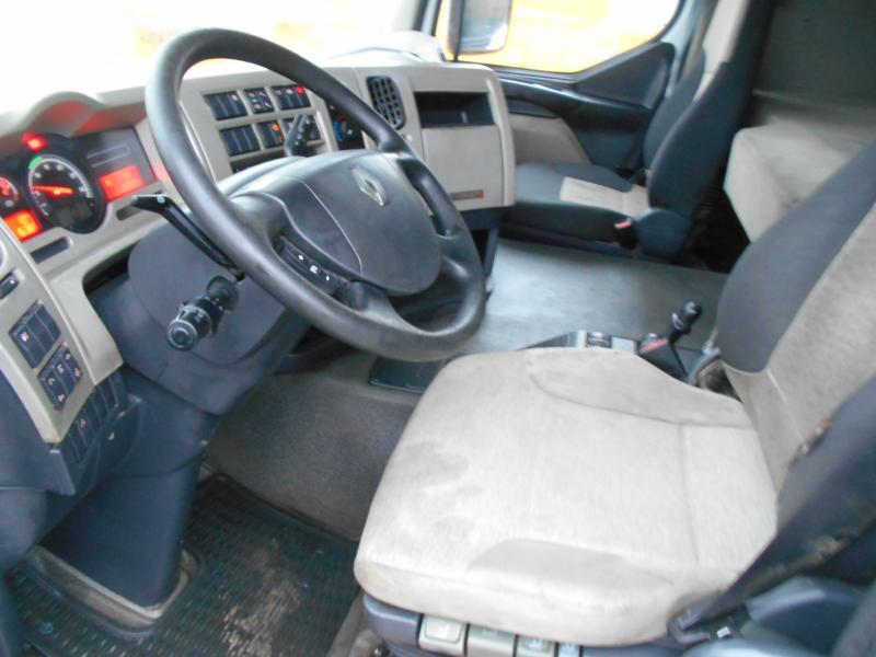 Foto del interior 1: Cabeza tractora Renault Premium Lander 450