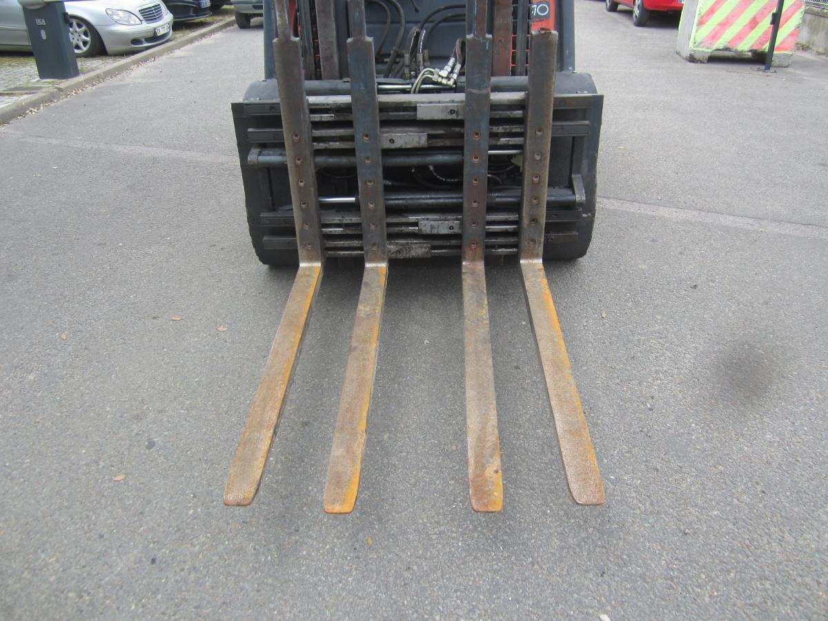 Fenwick H40D - Carretilla elevadora diésel: foto 2 Fenwick H40D - Carretilla elevadora diésel: foto 2