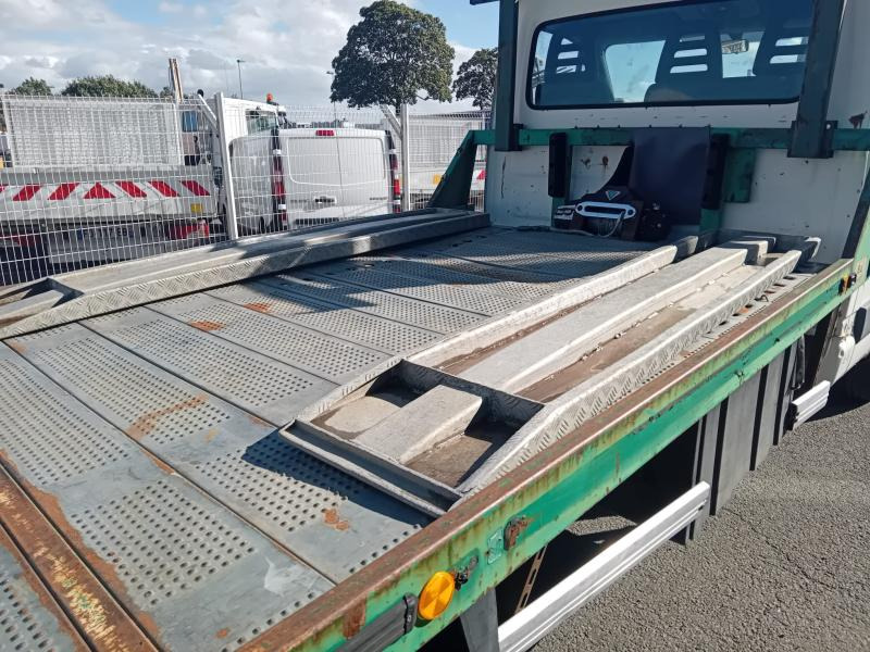 Iveco 35C14HPI - Grua de remolque autos: foto 5 Iveco 35C14HPI - Grua de remolque autos: foto 5