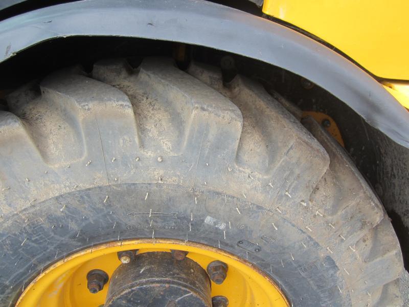 Cargadora de ruedas Jcb 406: foto 9