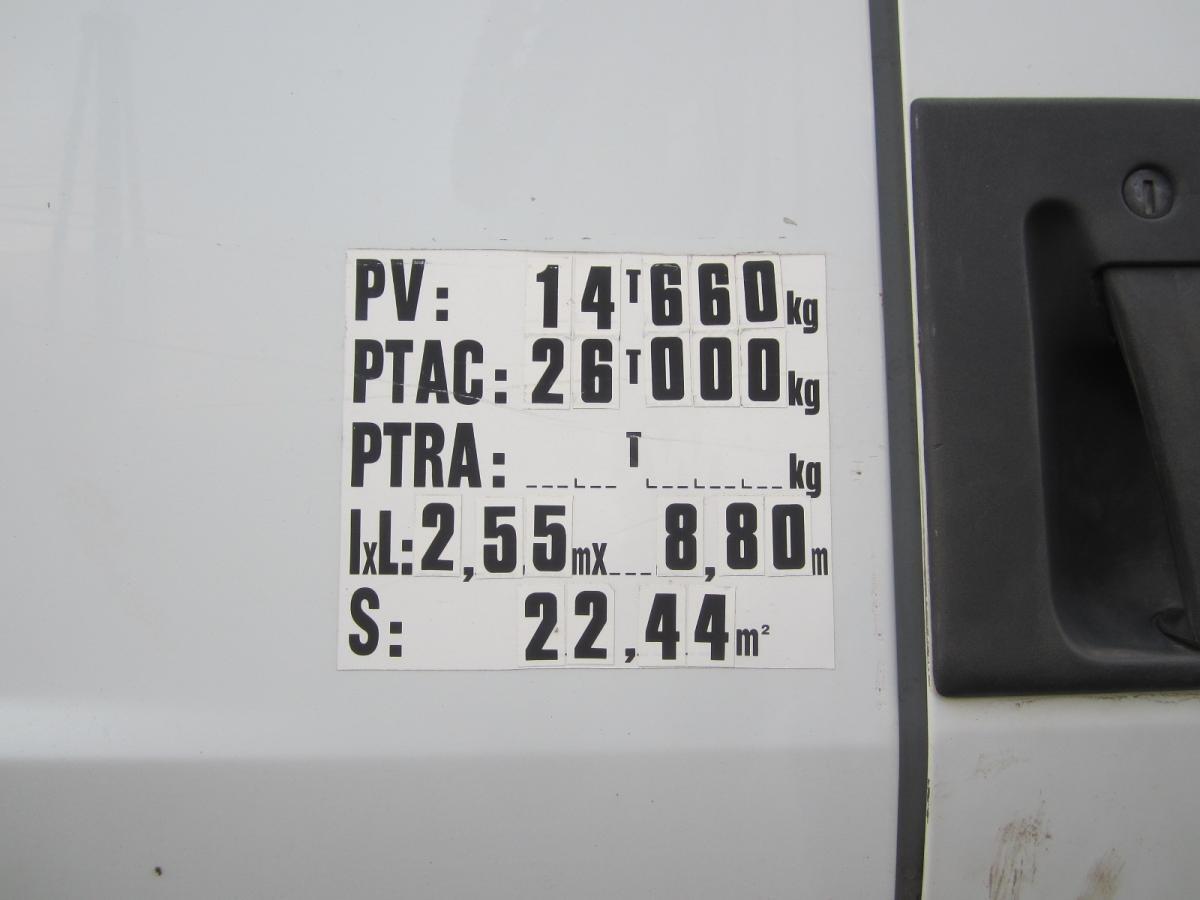 Camión volquete Renault Kerax 370 DXI: foto 9