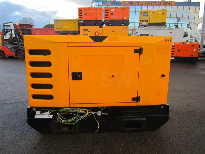 Sdmo R44 - Generador industriale: foto 1 Sdmo R44 - Generador industriale: foto 1
