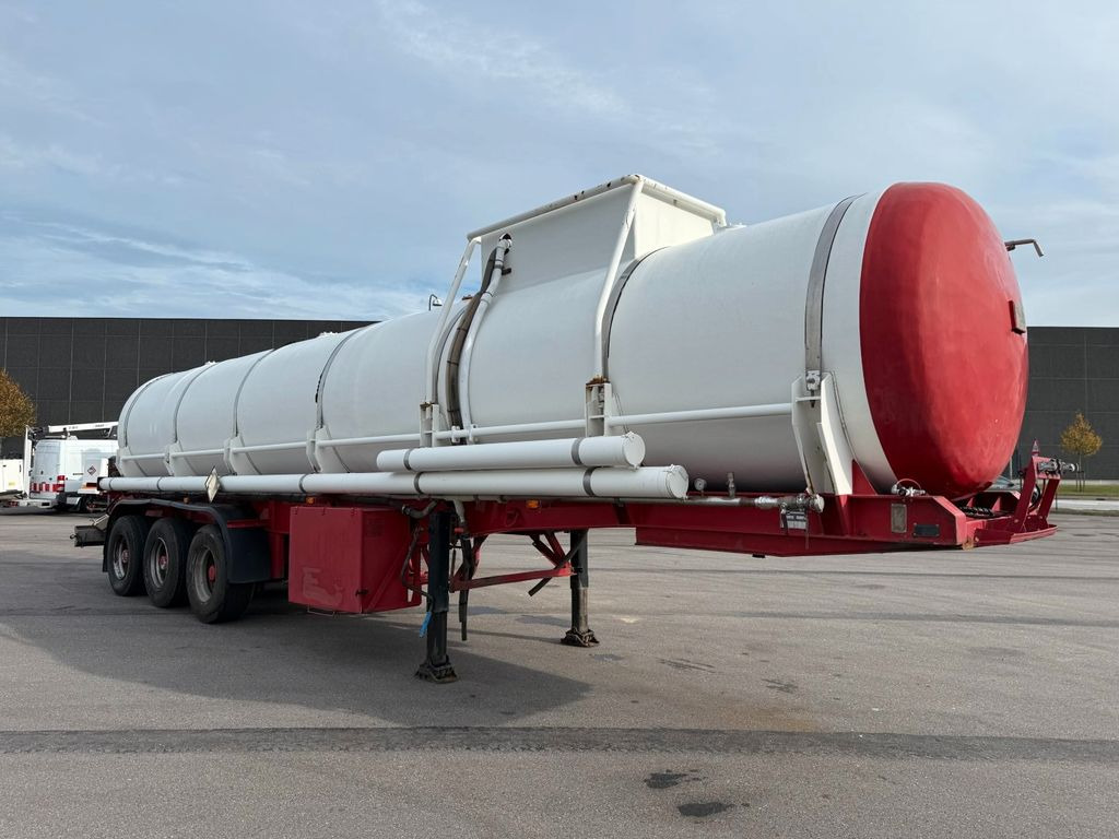 Blumhardt 3 axle 29.000 L ADR Tank trailer - Semirremolque cisterna: foto 2 Blumhardt 3 axle 29.000 L ADR Tank trailer - Semirremolque cisterna: foto 2