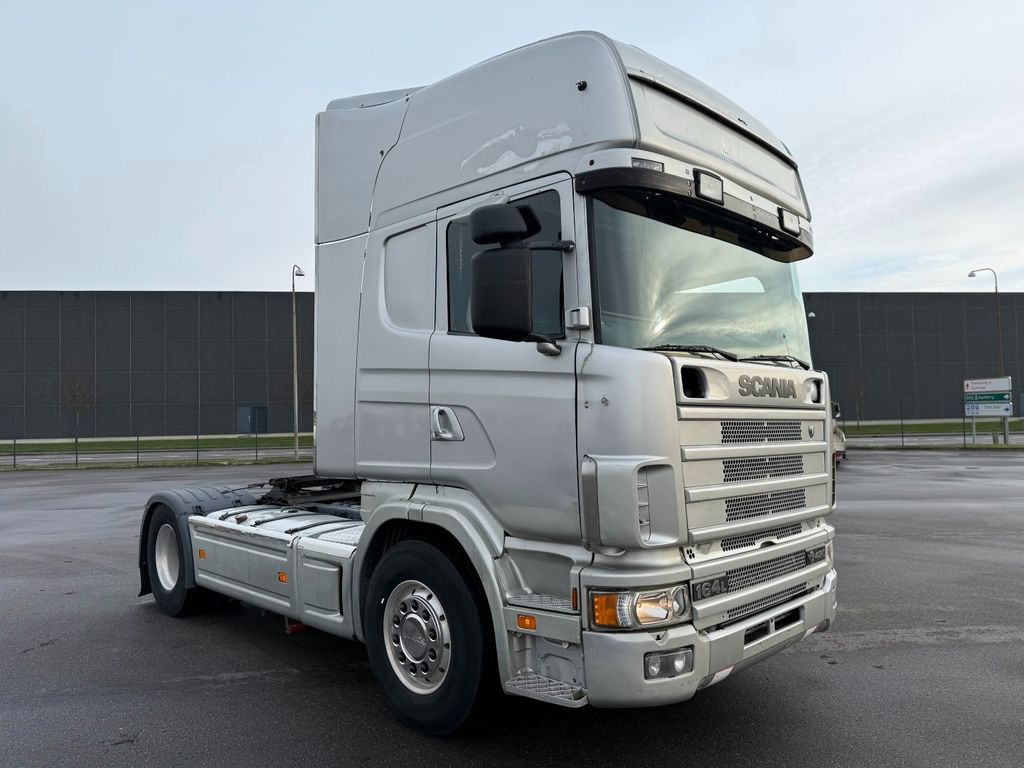 Scania R164/480 V8 4x2 Topline / Retarder Scania R164/480 V8 4x2 Topline / Retarder - Cabeza tractora: foto 2 Scania R164/480 V8 4x2 Topline / Retarder Scania R164/480 V8 4x2 Topline / Retarder - Cabeza tractora: foto 2