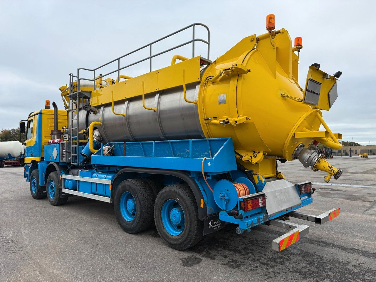 Mercedes-Benz Actros 4140 8x4 KOKS MEGAVAC 8000 ADR Dry Vac - Limpieza de alcantarillado: foto 4 Mercedes-Benz Actros 4140 8x4 KOKS MEGAVAC 8000 ADR Dry Vac - Limpieza de alcantarillado: foto 4