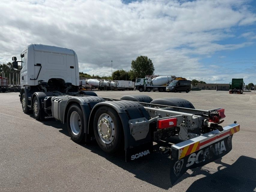 Scania G450 LB 8x2*6 MNB ADR Chassis / Retarder - Camión chasis: foto 4 Scania G450 LB 8x2*6 MNB ADR Chassis / Retarder - Camión chasis: foto 4
