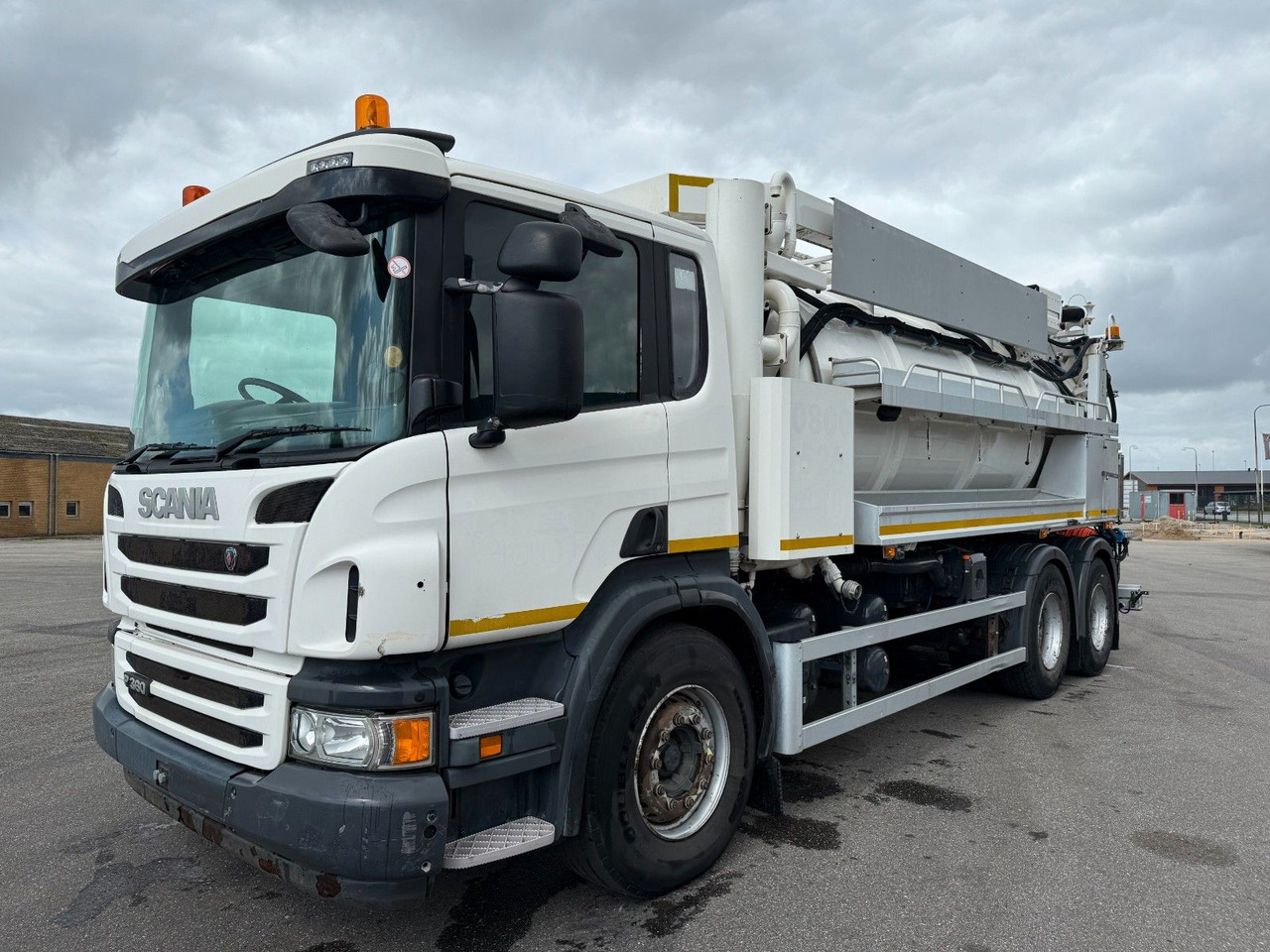 Scania P360 Euro 6 6x4 RHD Hvidtved Larsen FlexLine 312 - Limpieza de alcantarillado: foto 2 Scania P360 Euro 6 6x4 RHD Hvidtved Larsen FlexLine 312 - Limpieza de alcantarillado: foto 2