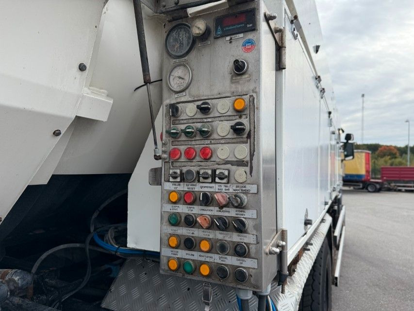 Limpieza de alcantarillado Scania P380 LB 6x24 Hvidtved Larsen FlexLine 310: foto 12 Limpieza de alcantarillado Scania P380 LB 6x24 Hvidtved Larsen FlexLine 310: foto 12