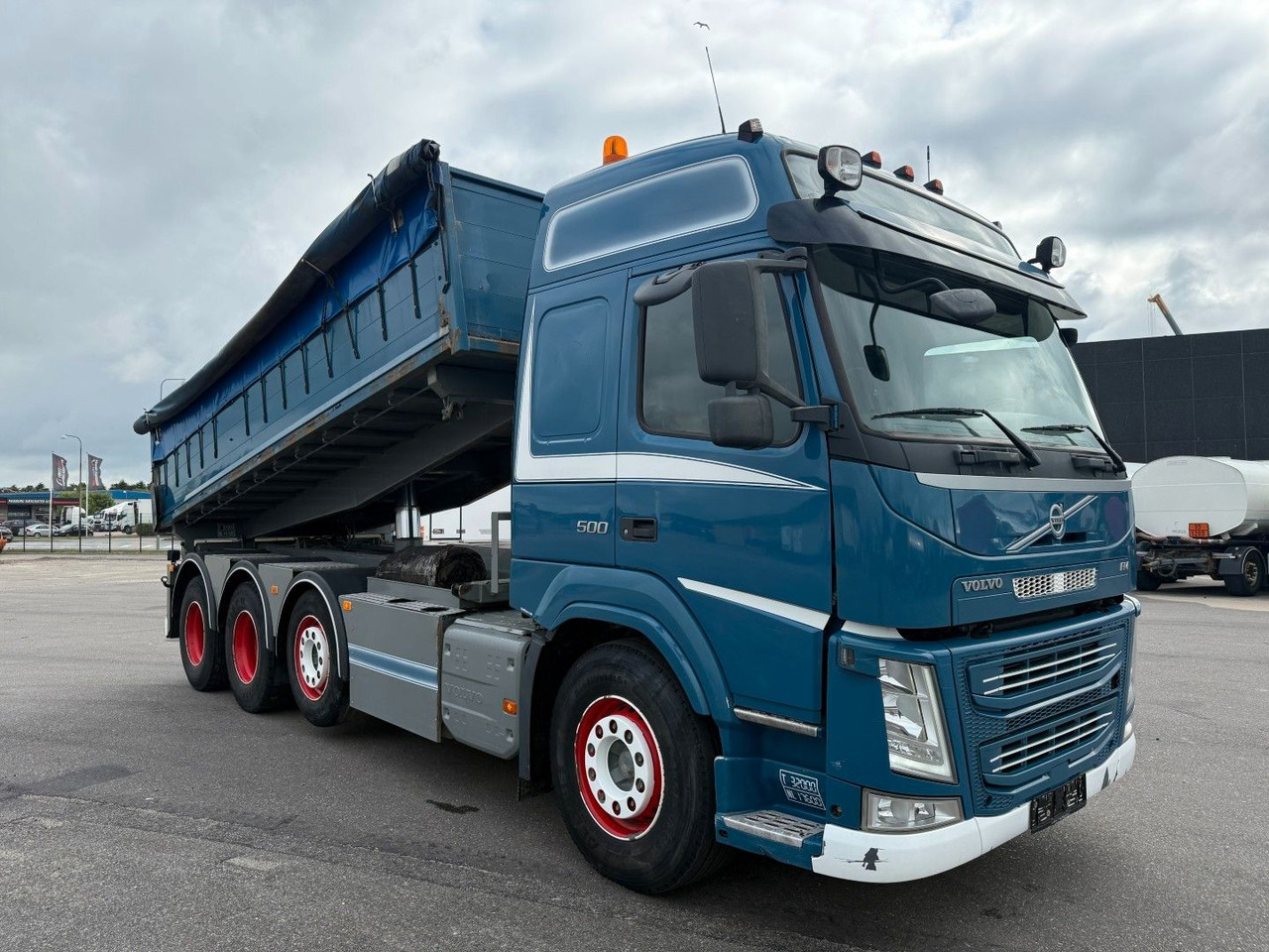 Volvo FM 500 8x4 Pushertridem 3 Way Tipper / Kipper - Camión volquete: foto 2 Volvo FM 500 8x4 Pushertridem 3 Way Tipper / Kipper - Camión volquete: foto 2