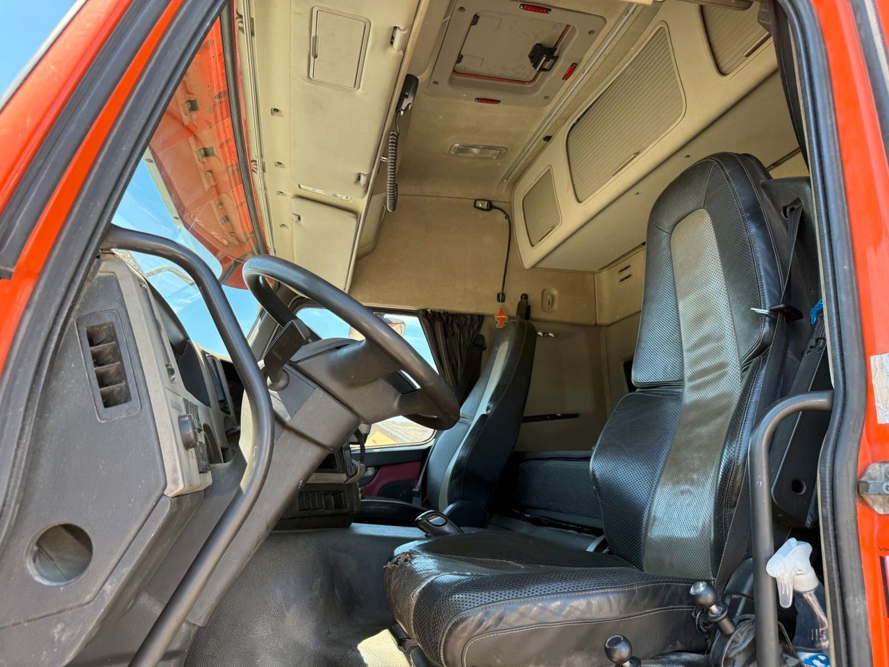 Camión grúa Volvo FM500 8x2*6 Crane HMF 2620 K5 Pendel Tipper: foto 7