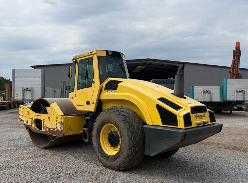 Compactador Bomag BW219 DH-4: foto 1