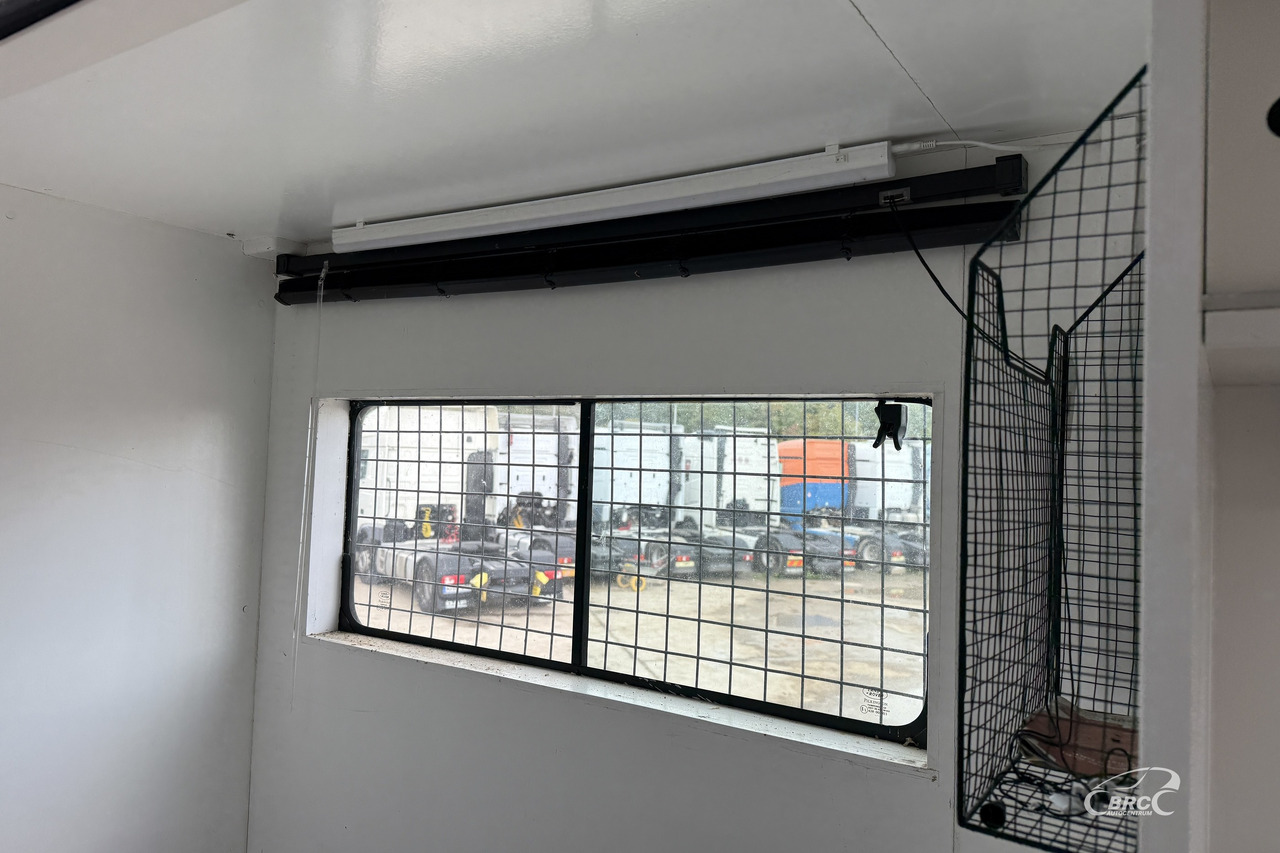 Camión portavehículos Stewart & Stevenson M1078 LMTV: foto 18 Camión portavehículos Stewart & Stevenson M1078 LMTV: foto 18