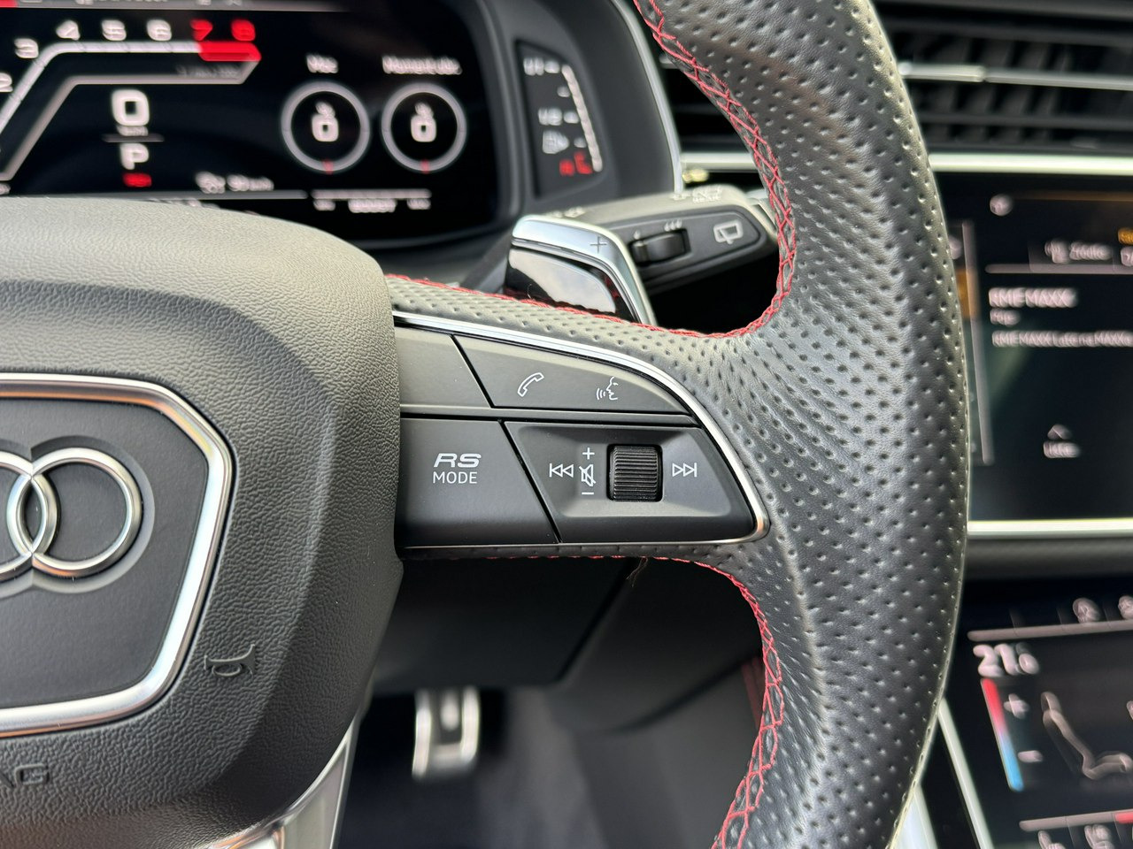SUV/ Todoterreno Audi RS Q8: foto 24