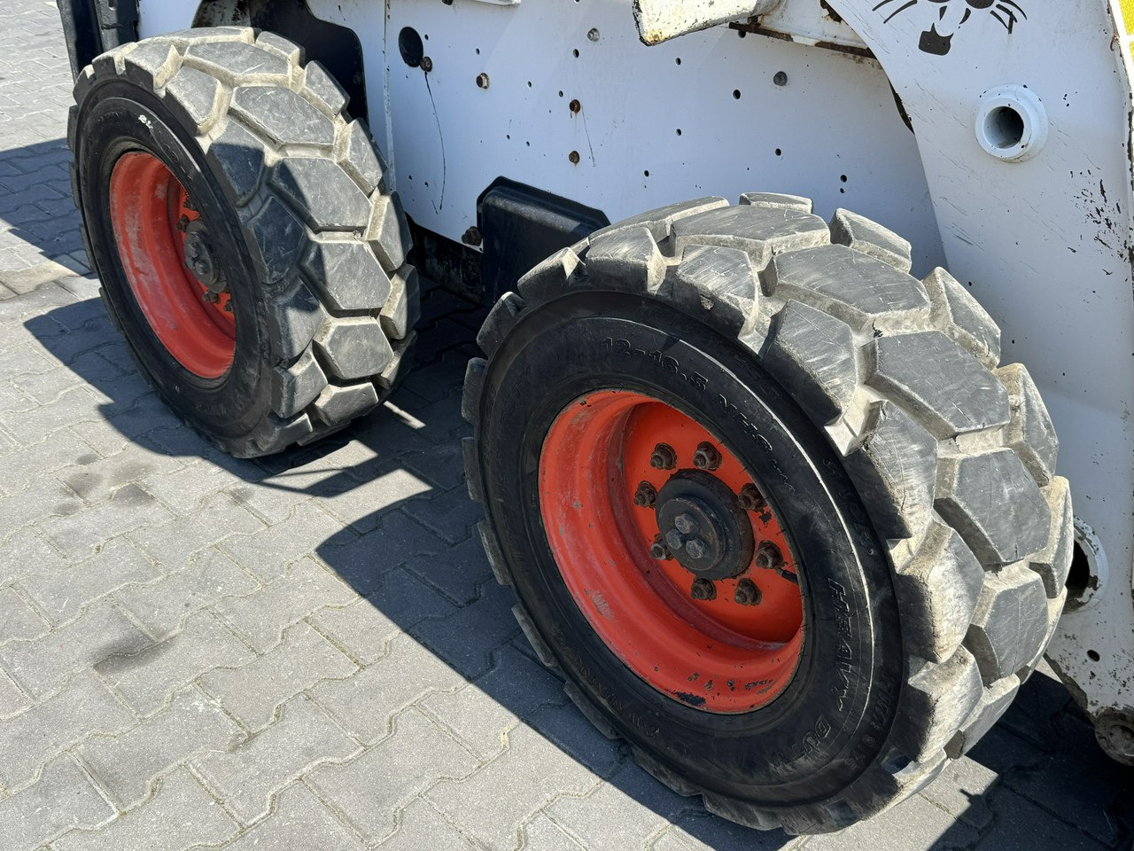 Bobcat S300 Joystick Mini Ładowarka Waga 3692kg - Minicargadora: foto 5 Bobcat S300 Joystick Mini Ładowarka Waga 3692kg - Minicargadora: foto 5