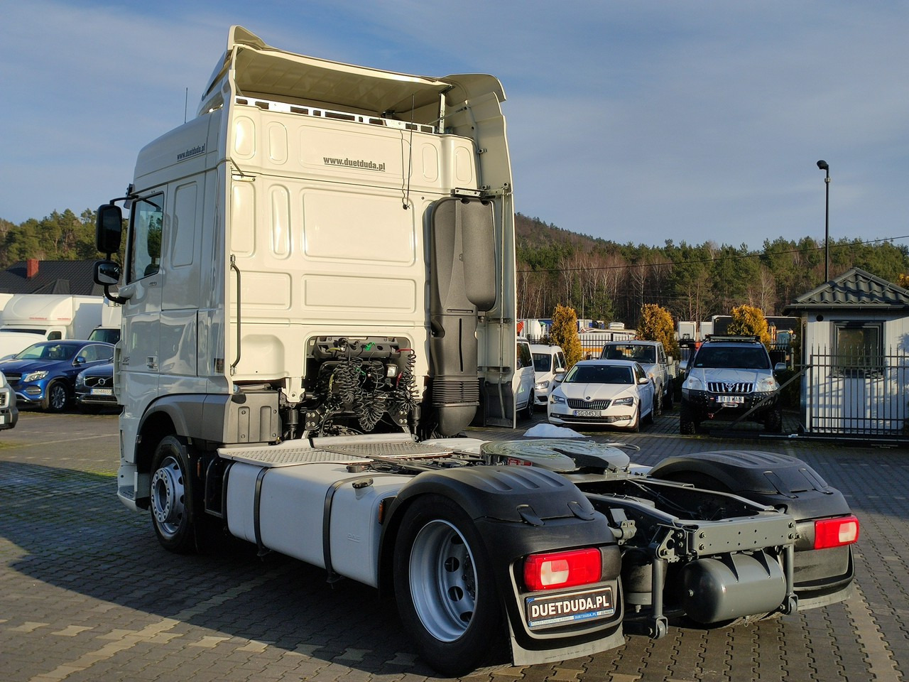 Cabeza tractora DAF XF 106.460 Euro 6 LowDeck Mega: foto 13