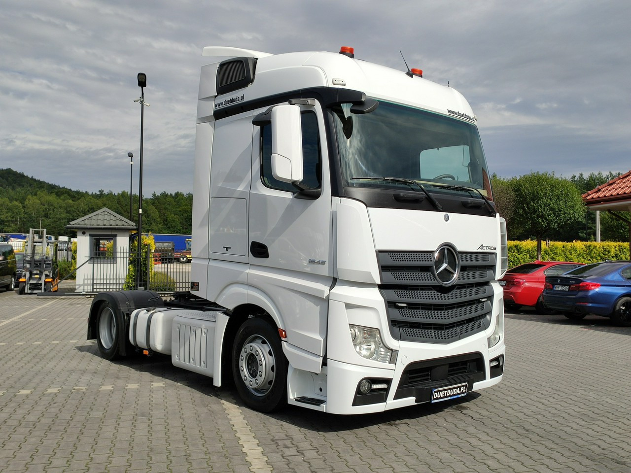 Mercedes ACTROS 1845 Euro 6 Low Deck Mega !!! - Cabeza tractora: foto 3 Mercedes ACTROS 1845 Euro 6 Low Deck Mega !!! - Cabeza tractora: foto 3