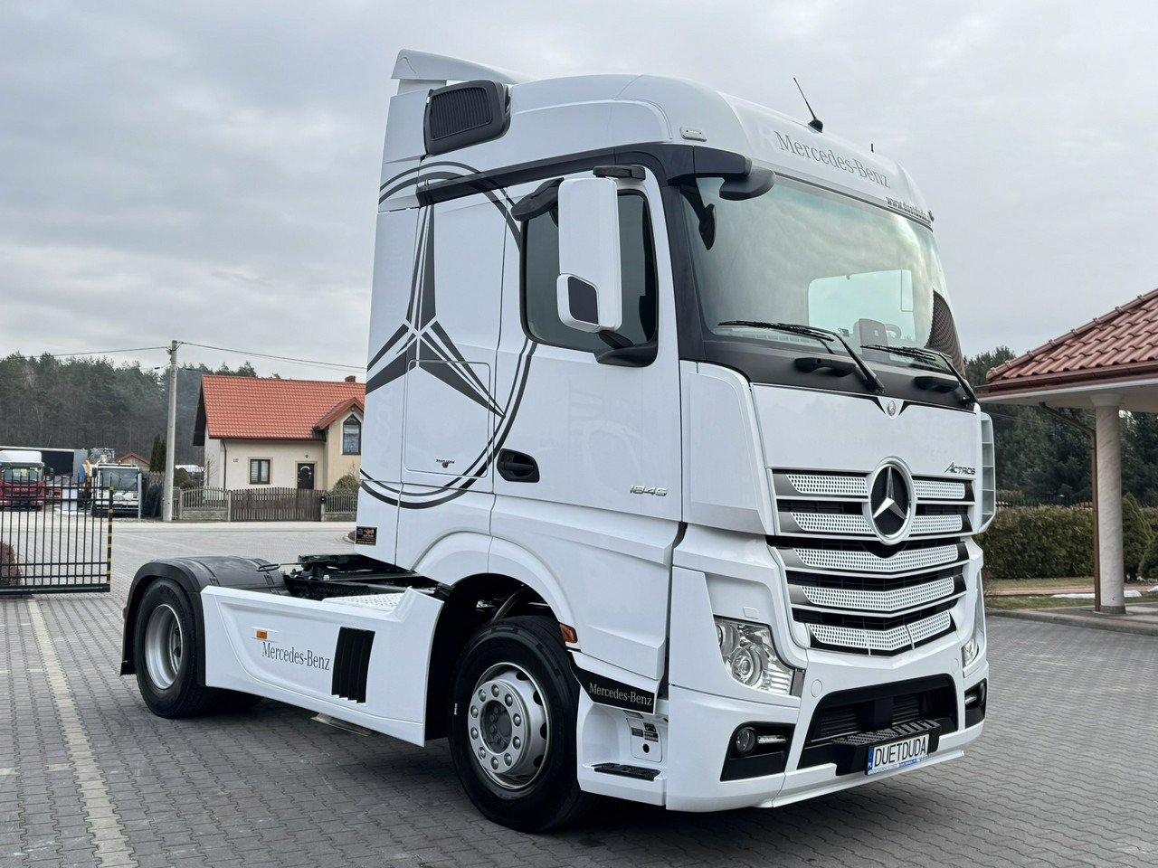 Mercedes ACTROS 1845 Euro 6 Stream Space Standard !!! - Cabeza tractora: foto 2 Mercedes ACTROS 1845 Euro 6 Stream Space Standard !!! - Cabeza tractora: foto 2