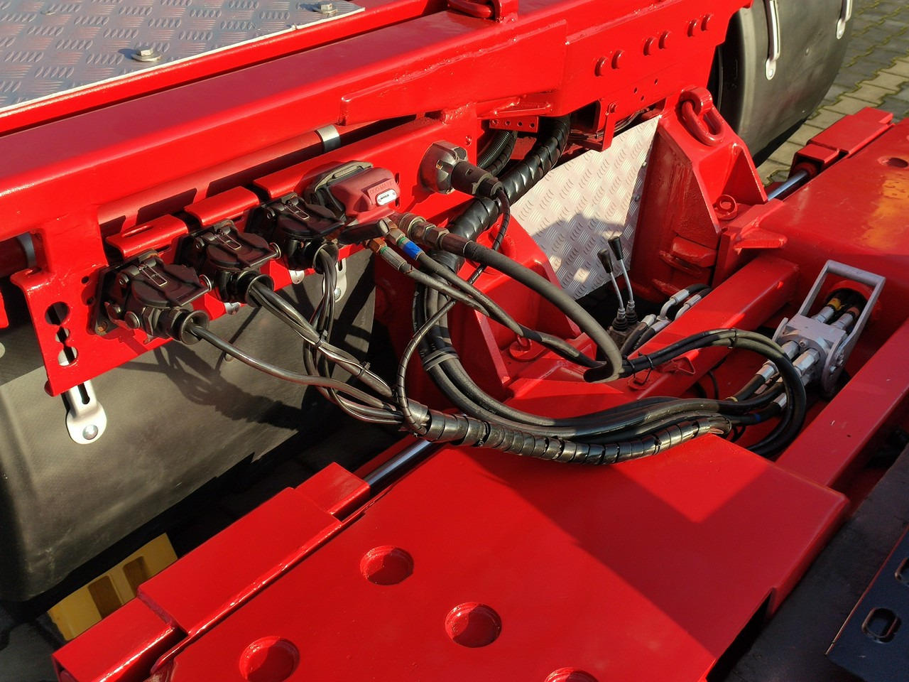 Semirremolque góndola rebajadas EMTECH 2 osiowa PCN 18 TIEFBETT Zagłębiana Rozciągana Oś Skrętna UNIKAT: foto 27 Semirremolque góndola rebajadas EMTECH 2 osiowa PCN 18 TIEFBETT Zagłębiana Rozciągana Oś Skrętna UNIKAT: foto 27