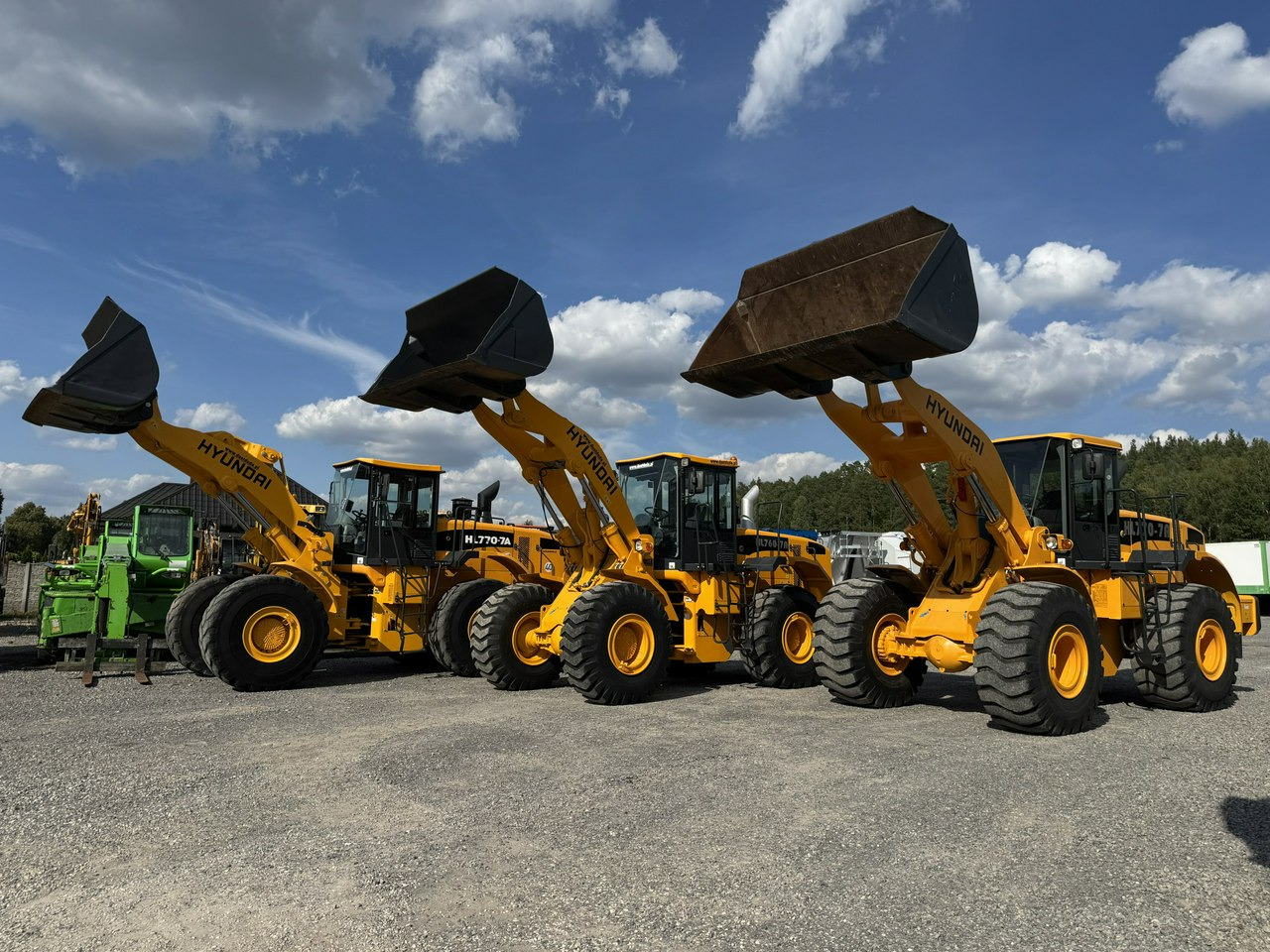 Hyundai HL770-7A - Cargadora de ruedas: foto 1 Hyundai HL770-7A - Cargadora de ruedas: foto 1