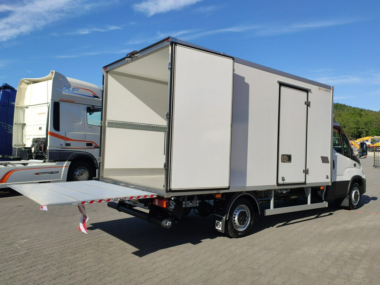 Iveco Daily 35S16 V - Furgoneta frigorifica: foto 4 Iveco Daily 35S16 V - Furgoneta frigorifica: foto 4