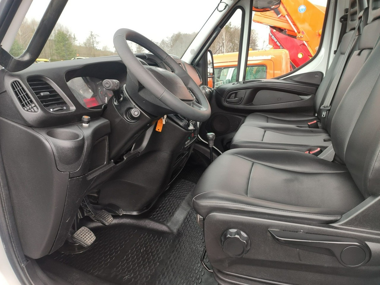 Leasing para Iveco Daily 55S17W 4x4 Zwyżka 19m Versalift Lat 55 TB Time France Iveco Daily 55S17W 4x4 Zwyżka 19m Versalift Lat 55 TB Time France: foto 21