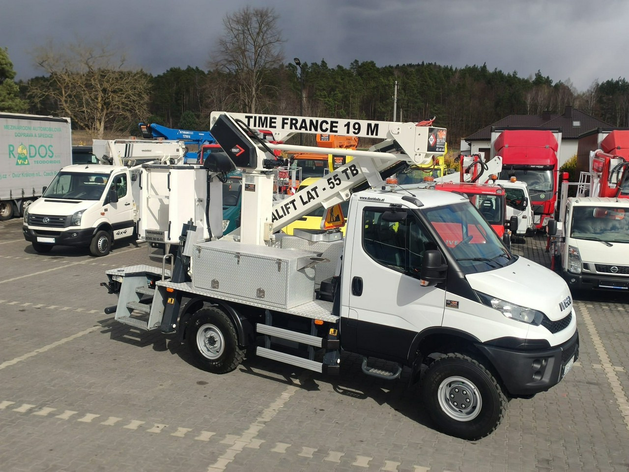 Leasing para Iveco Daily 55S17W 4x4 Zwyżka 19m Versalift Lat 55 TB Time France Iveco Daily 55S17W 4x4 Zwyżka 19m Versalift Lat 55 TB Time France: foto 8